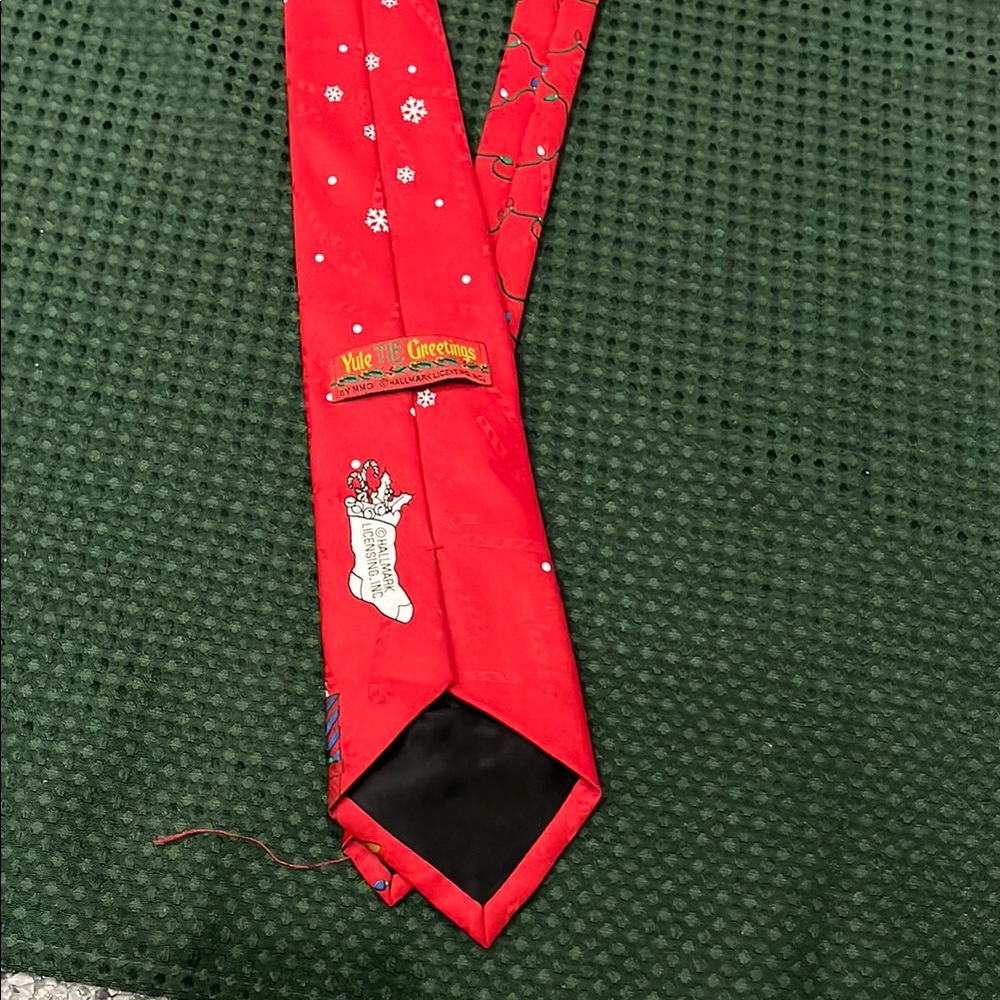 Hallmark Christmas‎ holiday Festive Red Christmas Tie yule tie greetings - Picture 5 of 9